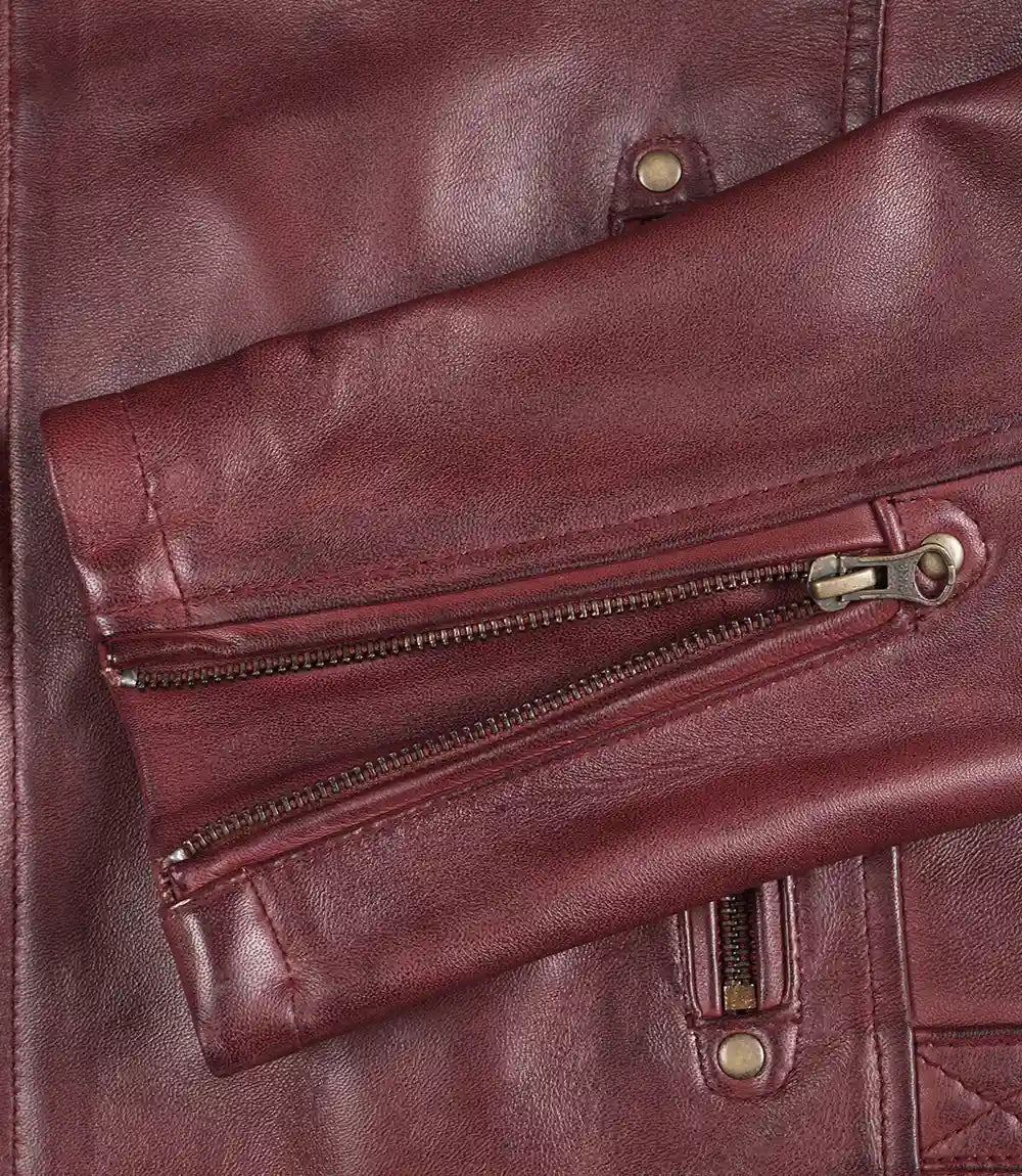 Burgunderrote Lederjacke im Biker-Stil für Herren