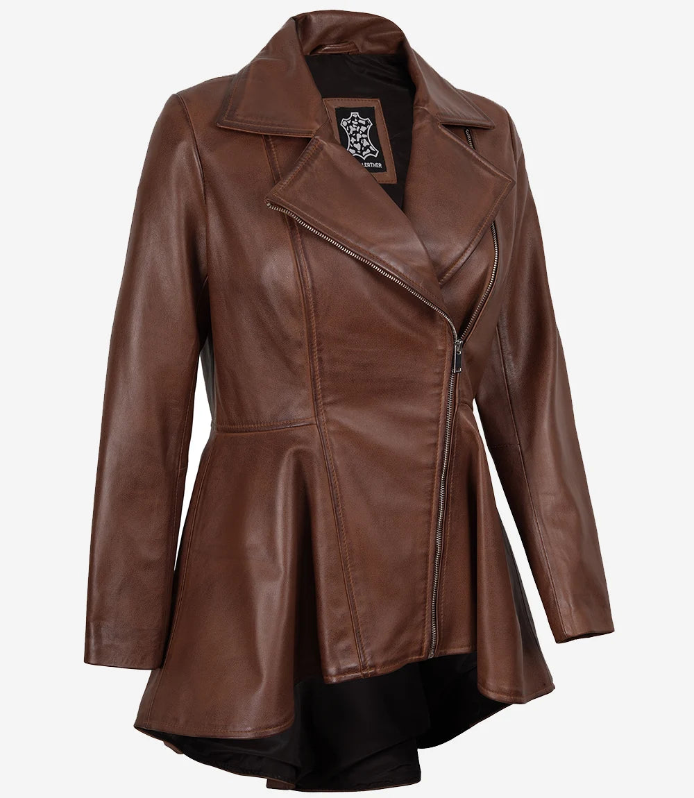 Asymmetrische Cognac-Lederjacke für Damen mit Schößchen